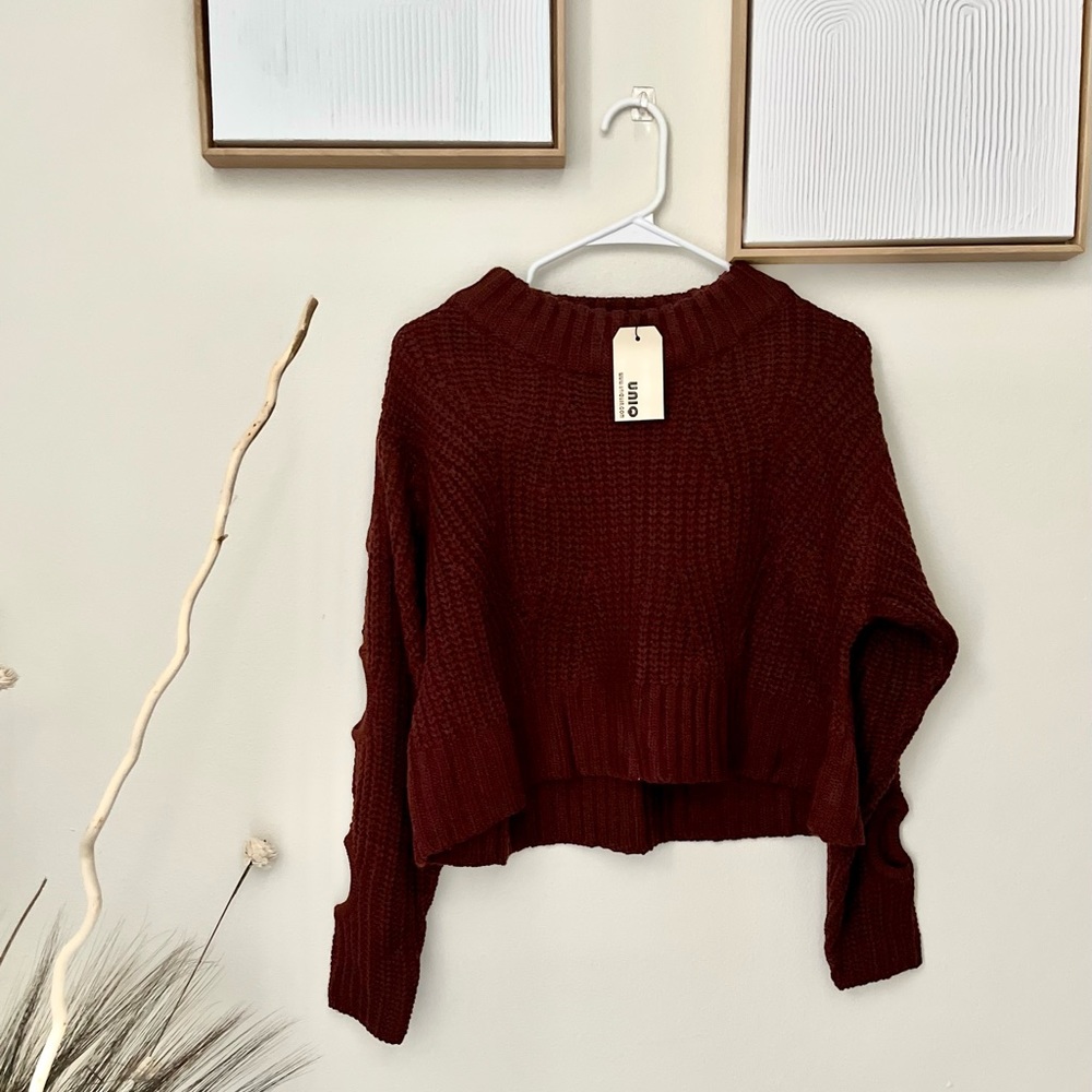 Cropped cut-out sweater